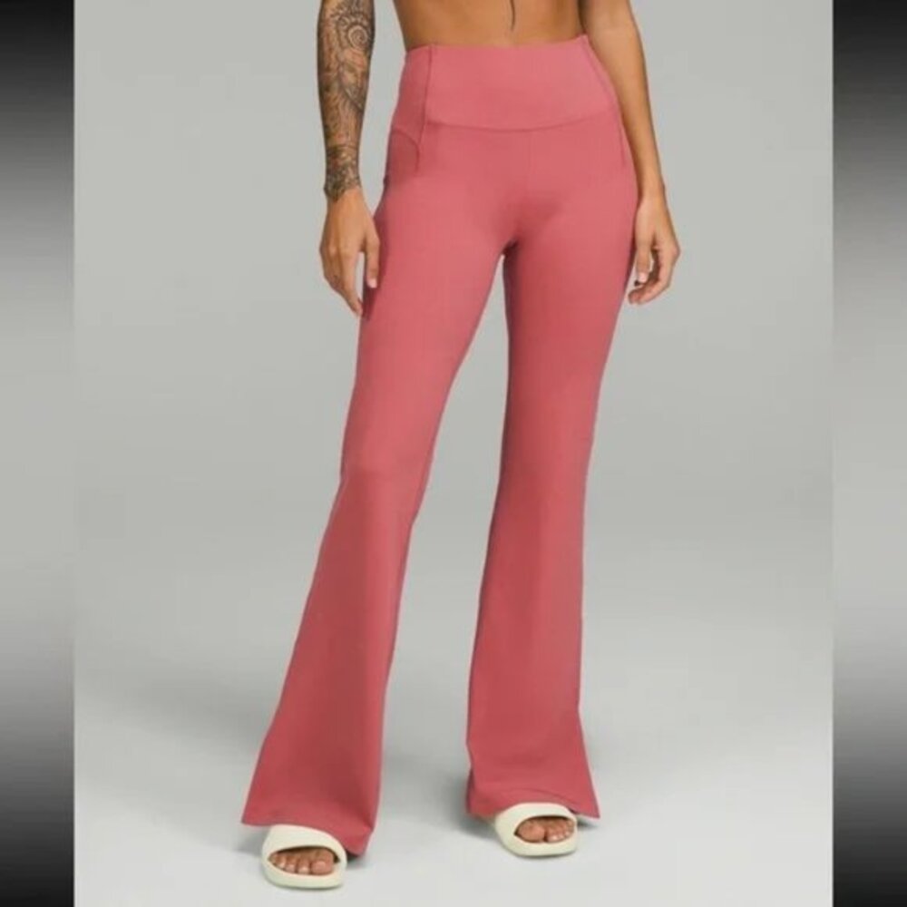 Like New Lululemon Groove High-Rise Split-Hem Flared Pants in Brier Rose